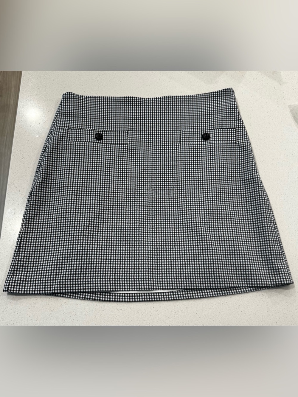 NWOT LOFT Gingham Mini Skirt – Size 10